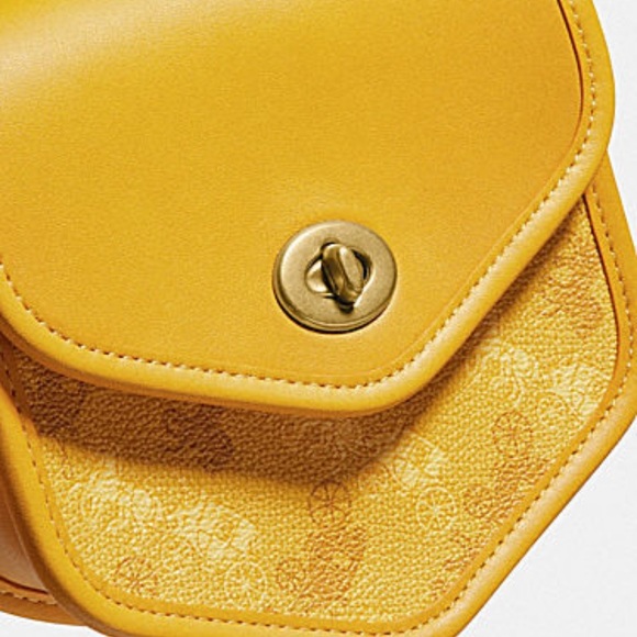 Coach turnlock flap pouch 15 - Picture 4 of 7